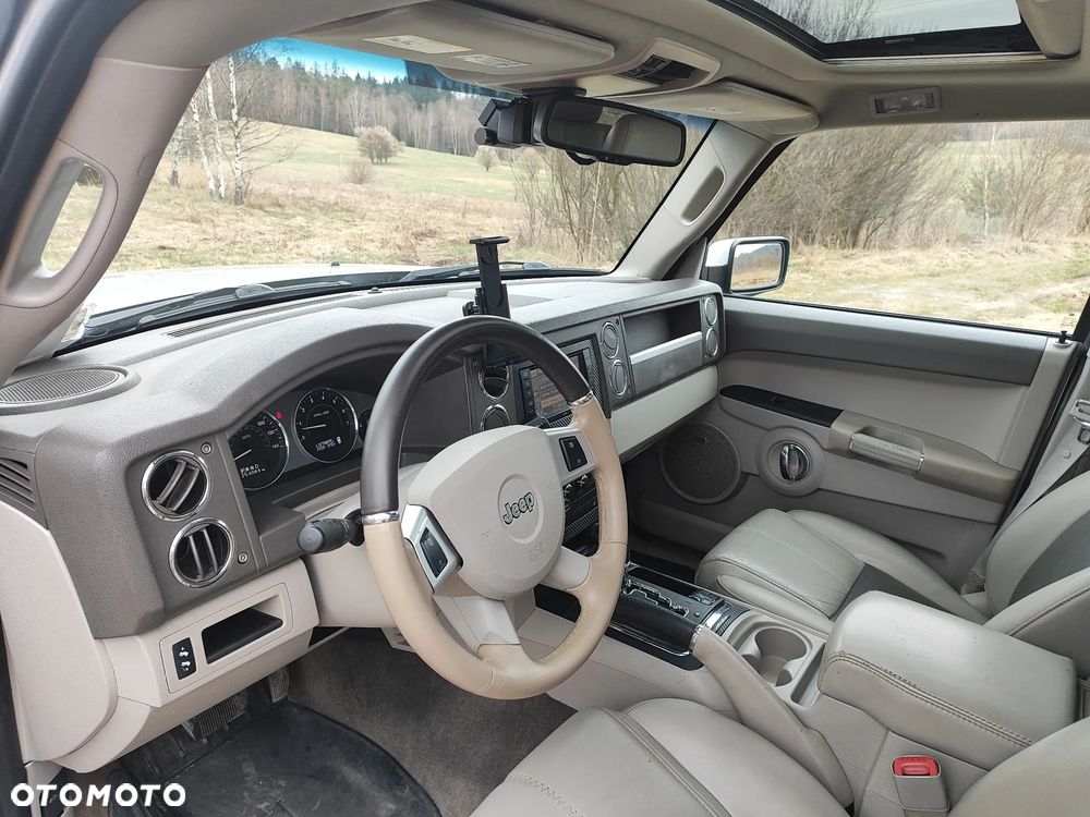 Jeep Commander 5.7 V8 HEMI Automatik Limited - 18