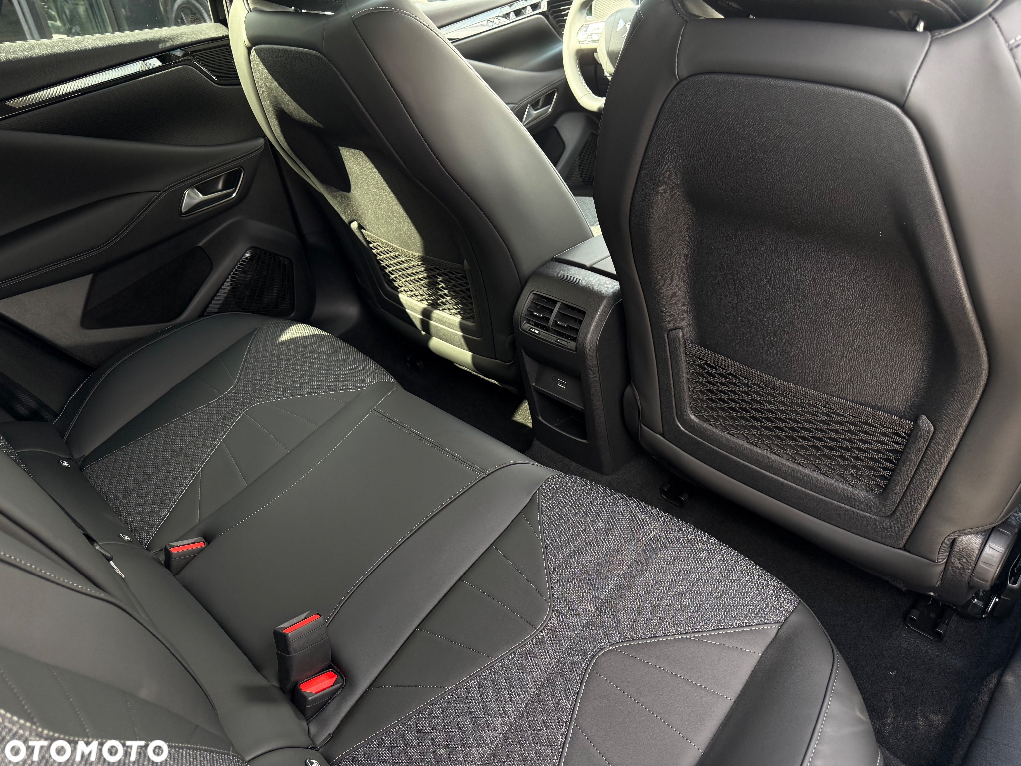 DS Automobiles DS 4 - 14