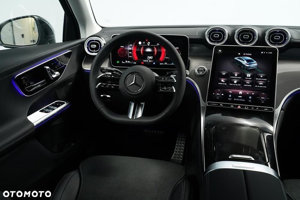 Mercedes-Benz GLC - 26