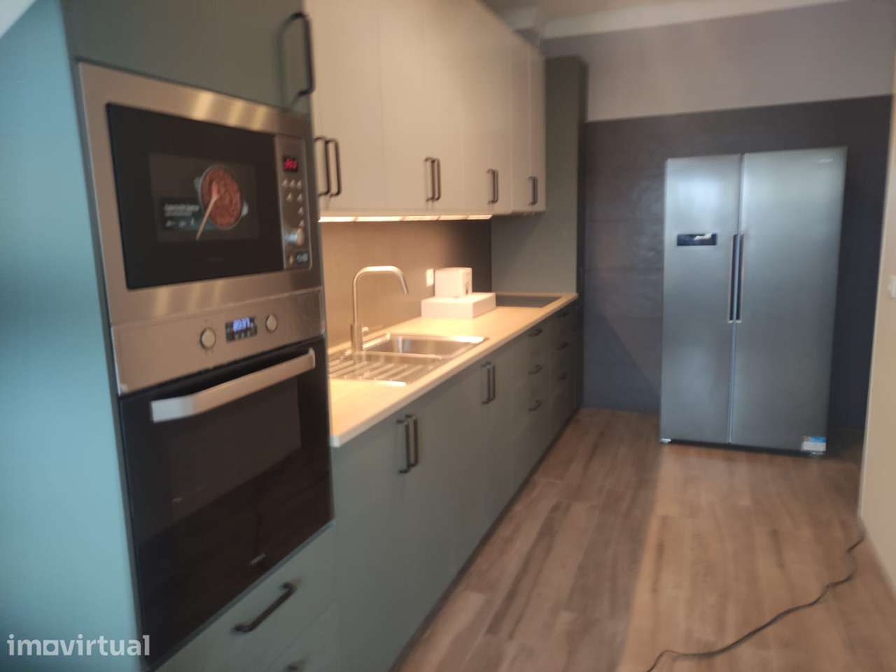 Quarto individual com suite - Centro da Cidade de OLiveira de Azeméis - Grande imagem: 2/15
