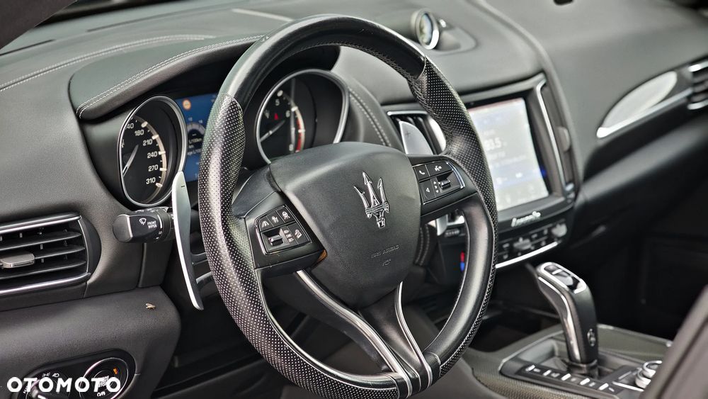 Maserati Levante - 19