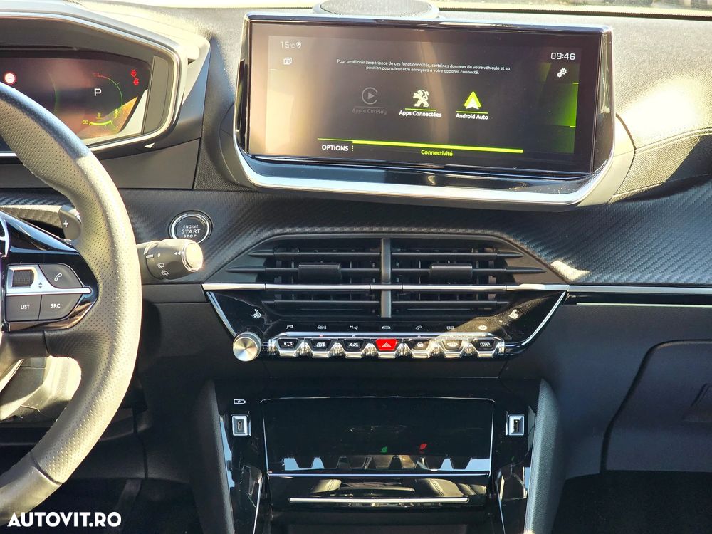 Peugeot 2008 PureTech 155 EAT8 GT - 20