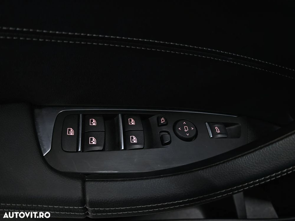 BMW X3 xDrive30e AT PHEV - 27