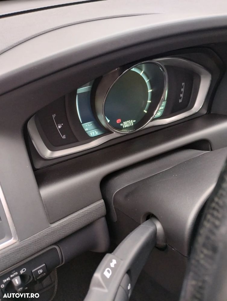 Volvo XC 60 D4 AWD Geartronic Kinetic - 14