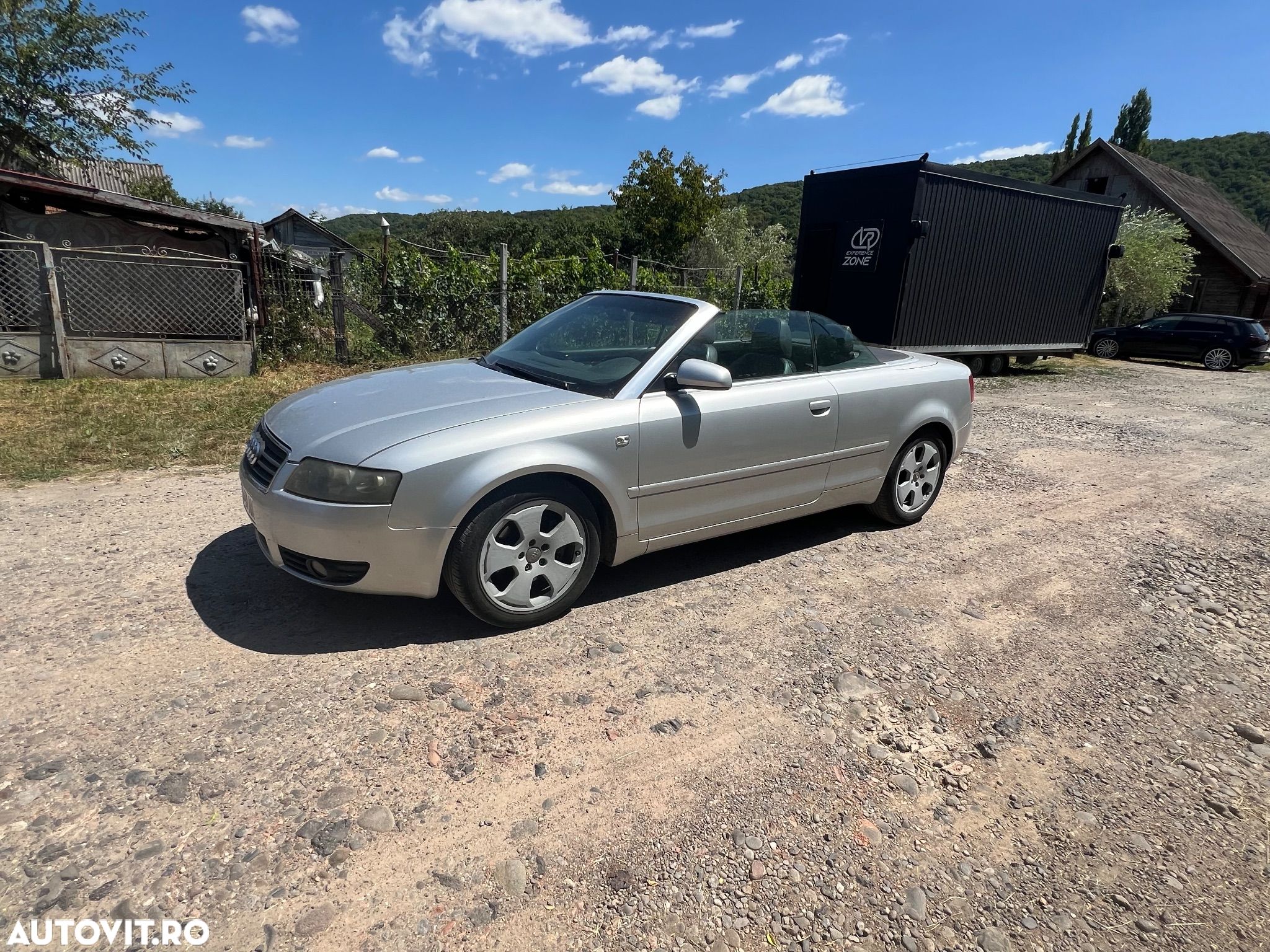 Audi A4 - 1