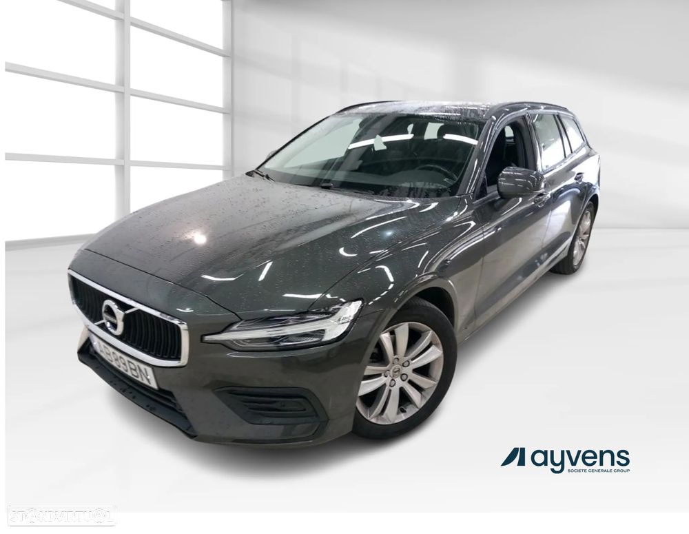 Volvo V60 2.0 D3 Momentum - 1