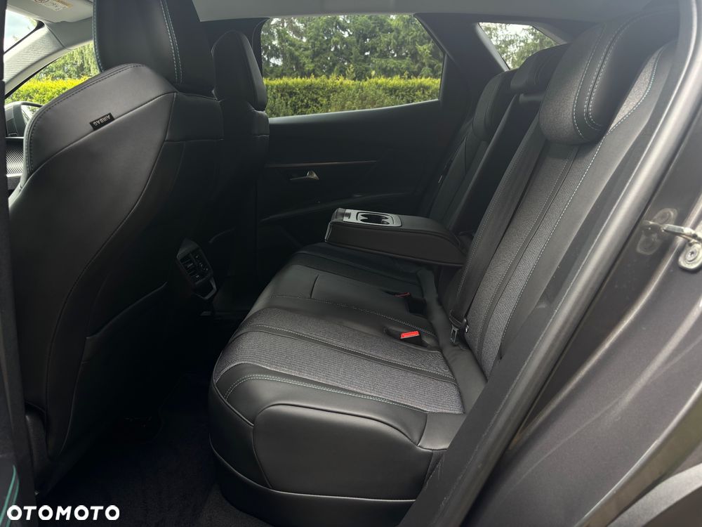 Peugeot 3008 1.6 PureTech Hybrid PHEV Allure Pack S&S EAT8 - 19