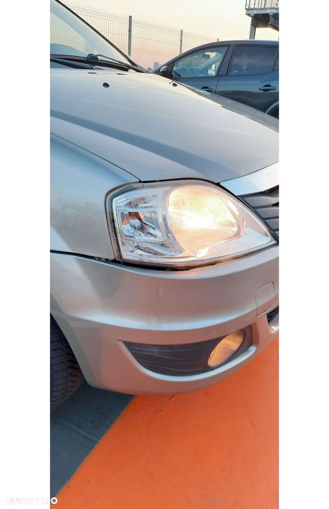 Dacia Logan 1.4 MPI Laureate - 12