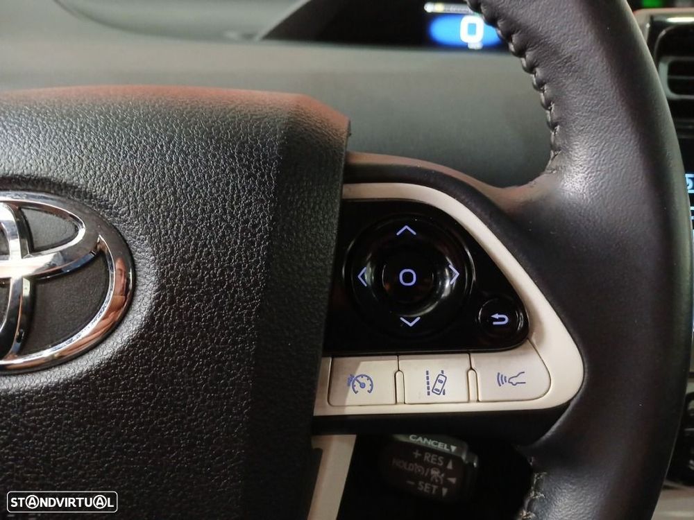 Toyota Prius - 17