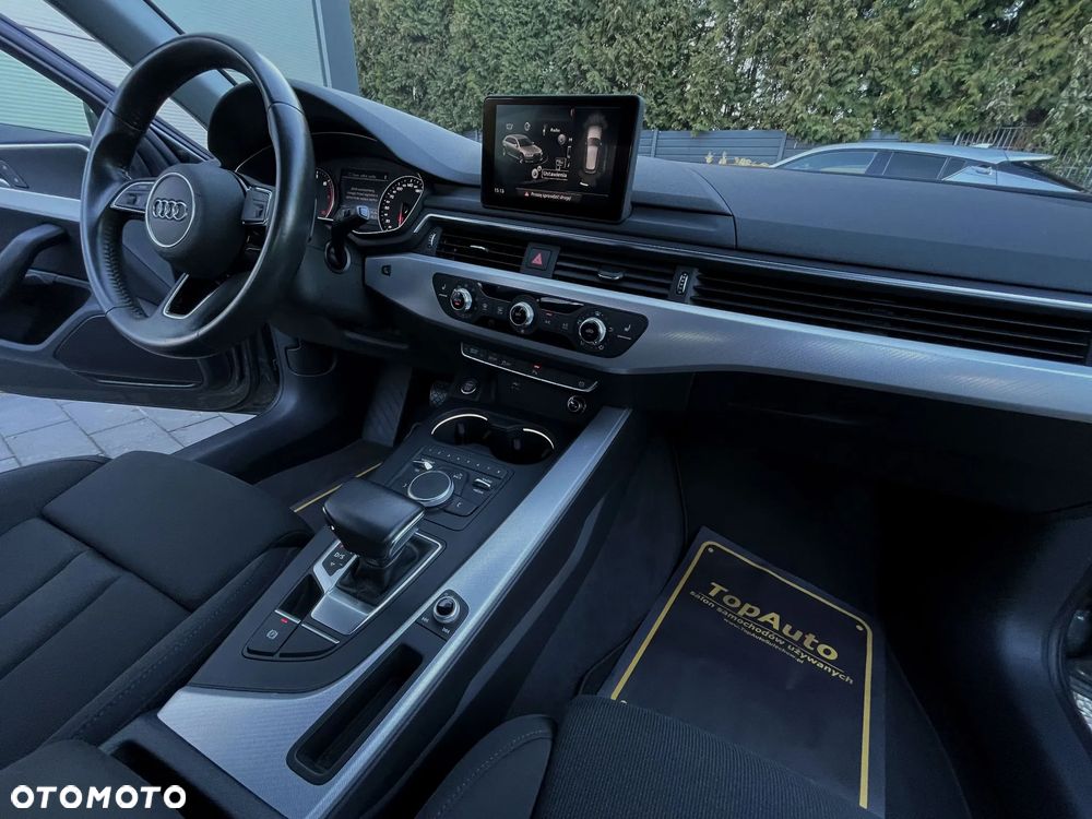 Audi A4 Avant 2.0 TFSI ultra S tronic design - 16