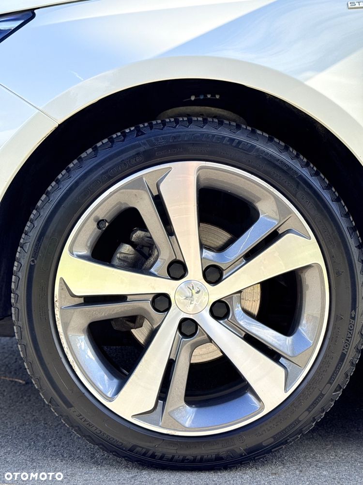 Peugeot 308 PureTech 130 GPF Stop & Start Style - 8
