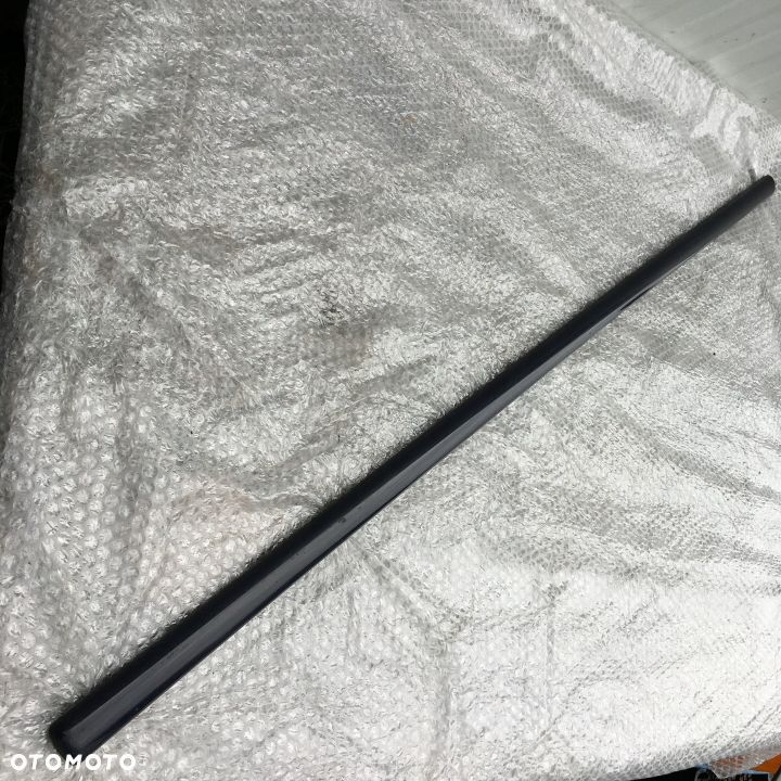 LISTWA DRZWI LEWA GOLF IV 3D GRANATOWA 1J3853515B - 1