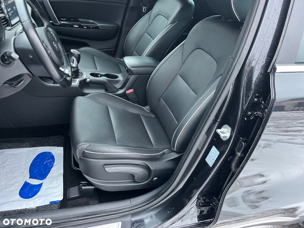 Kia Sportage 1.7 CRDI 2WD ISG Spirit - 17