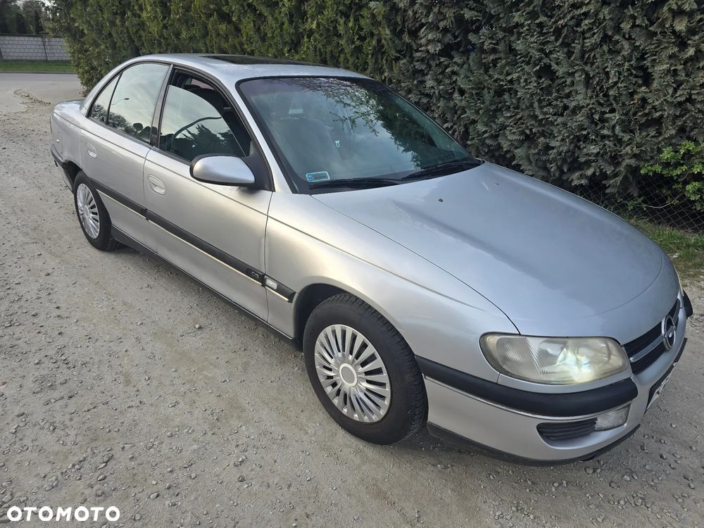 Opel Omega 2.0 Elegance - 3