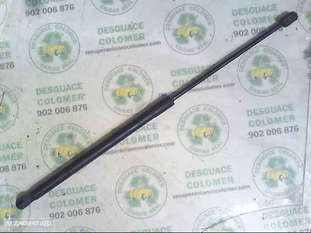 AMORTECEDORESDO CAPÔ OPEL ASTRA H 1.7 CDTI (L48) 100CV 1686CC - 1