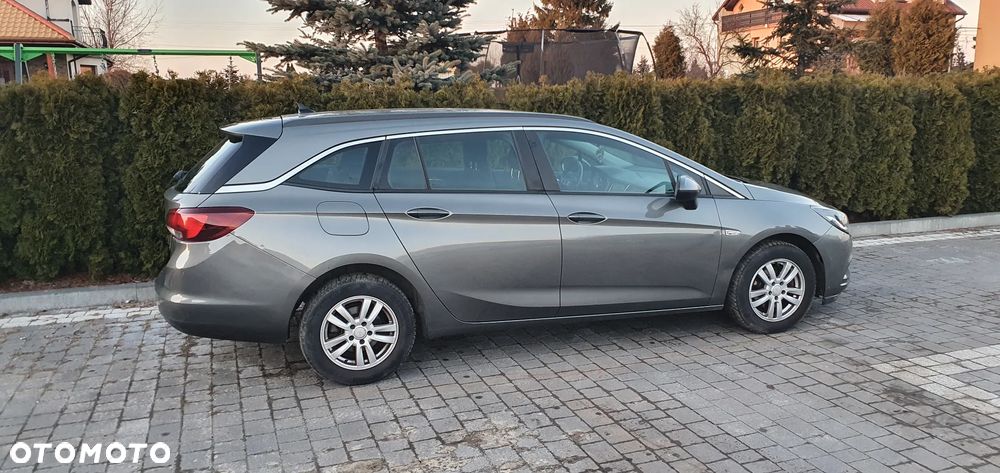 Opel Astra - 3