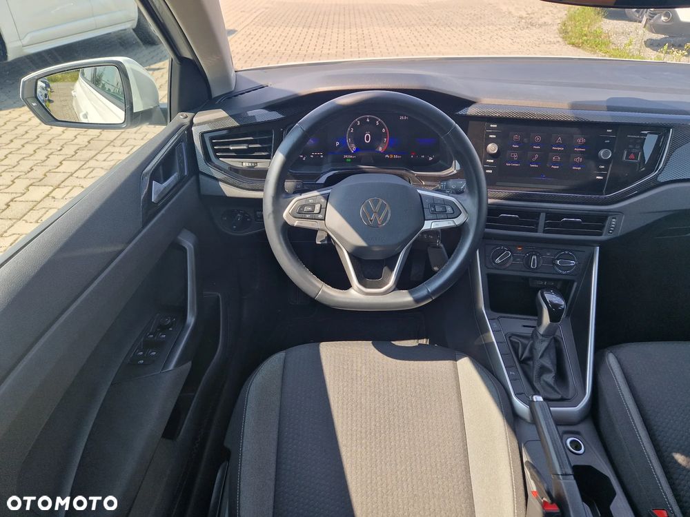 Volkswagen Polo 1.0 TSI Life DSG - 28