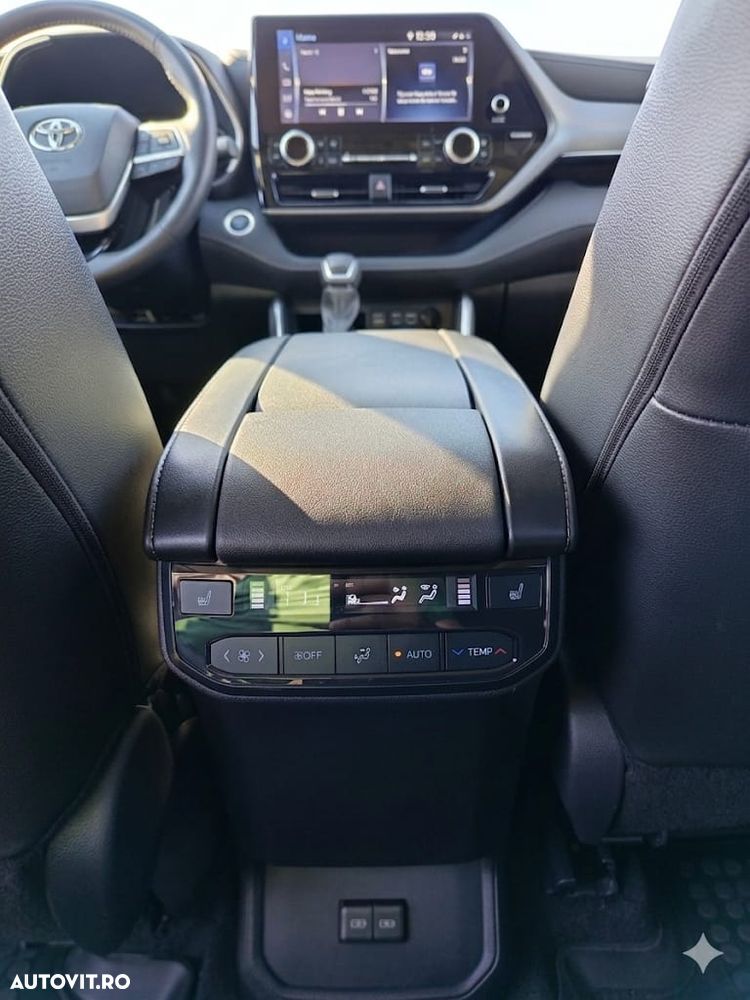 Toyota Highlander 2.5 L Dynamic Force 248CP Luxury Pearly - 10