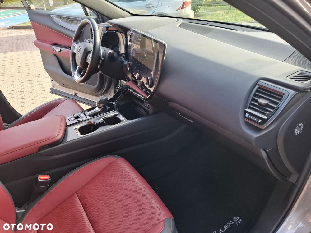 Lexus NX 350h Prestige AWD - 19