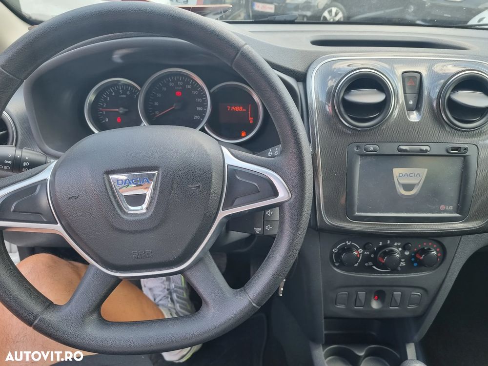 Dacia Sandero 0.9 90CP Stepway - 29