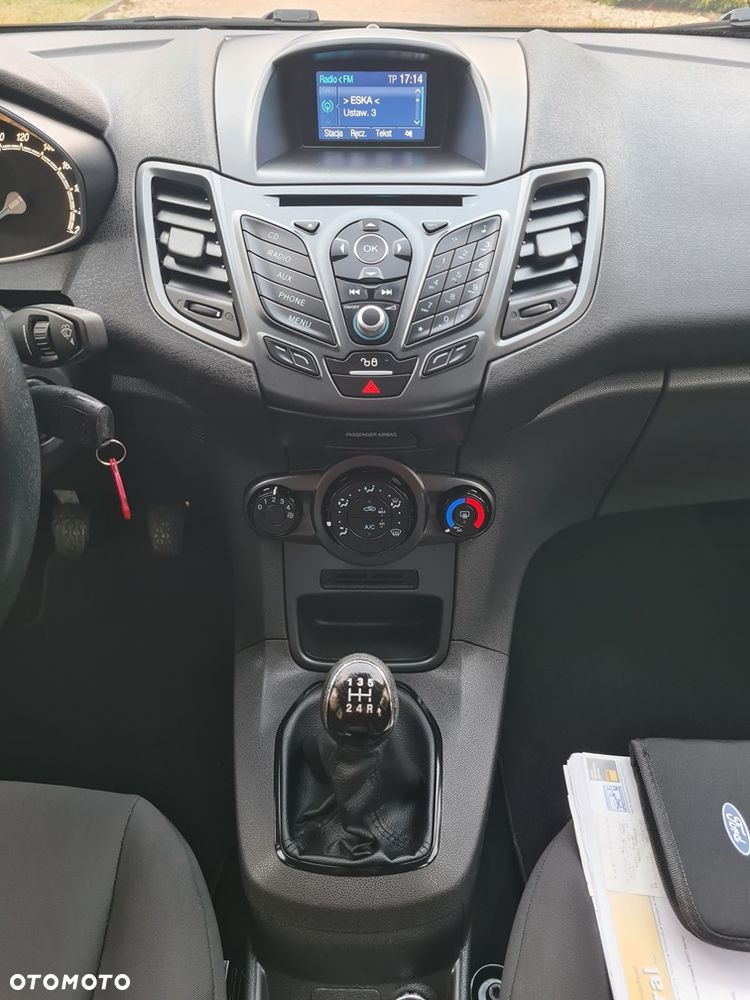 Ford Fiesta 1.25 SYNC Edition - 19