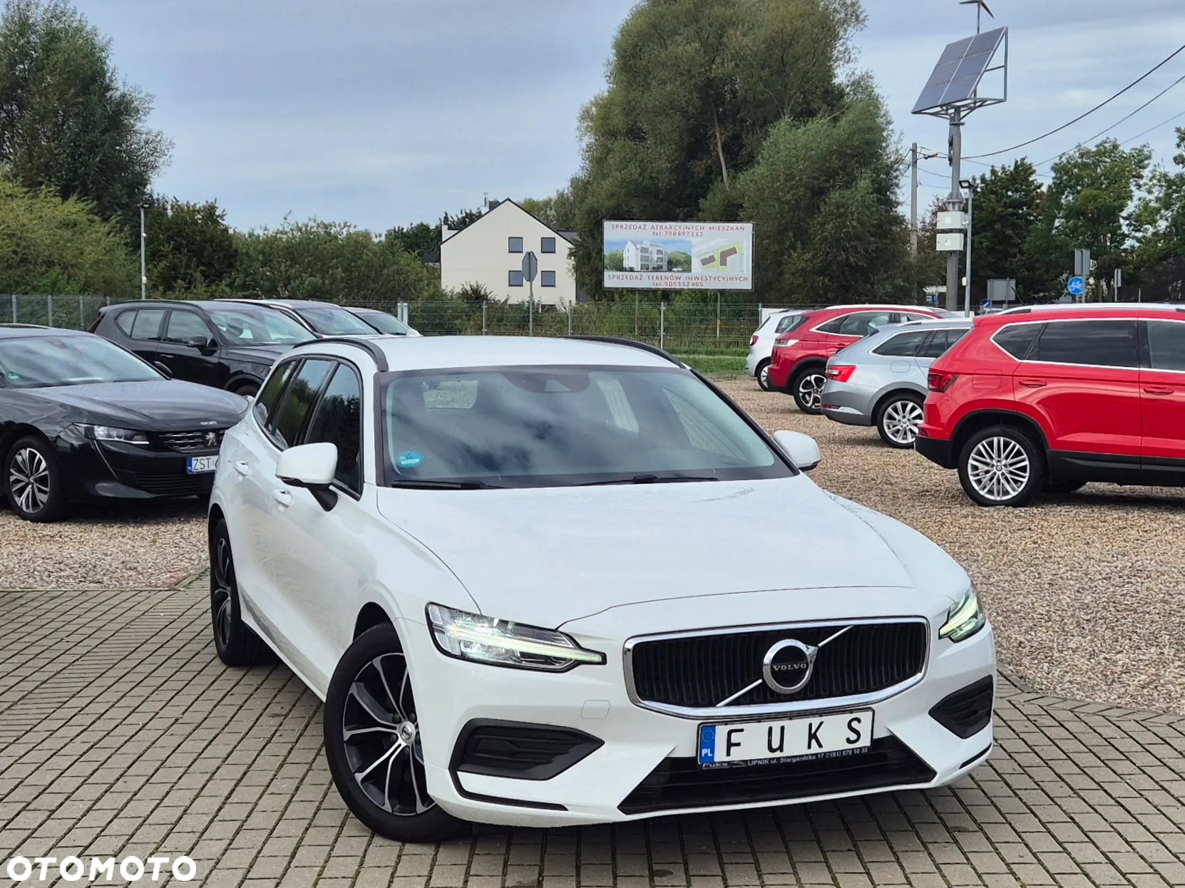 Volvo V60 B3 B DKG Momentum - 5