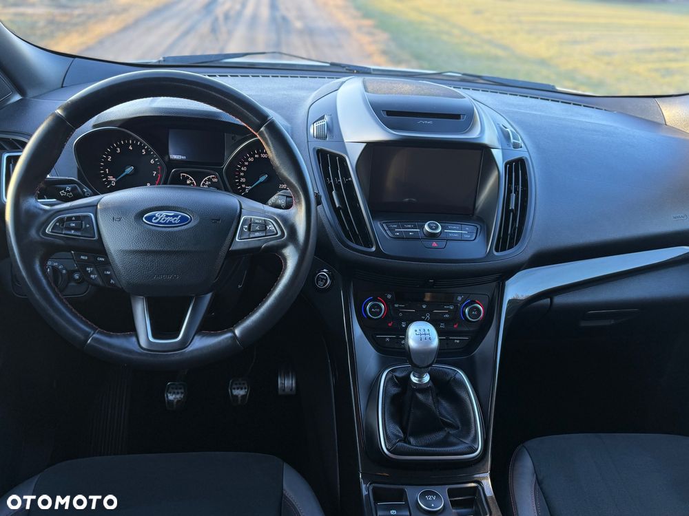 Ford Kuga 1.5 EcoBoost FWD ST-Line - 5