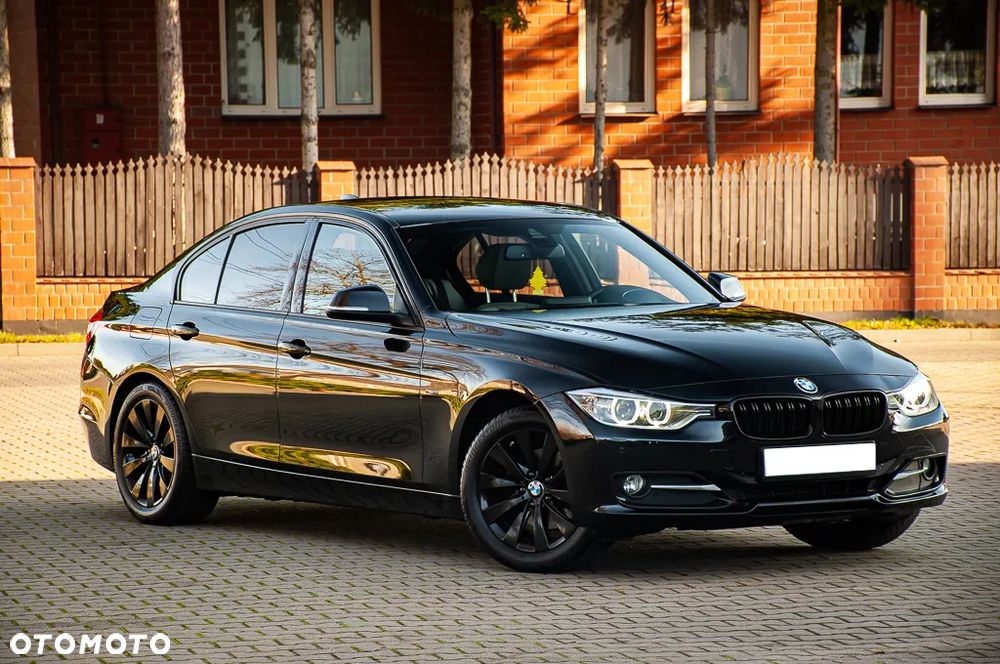 BMW Seria 3 320d M Sport Edition - 4