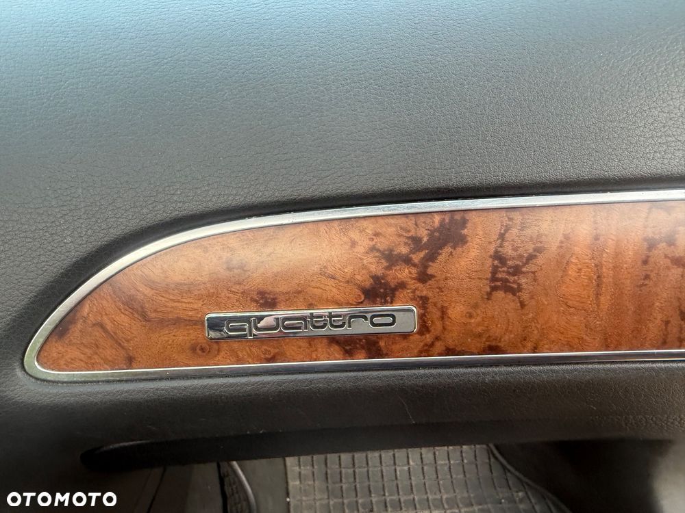 Audi A6 Avant 3.0 TDI tiptronic DPF quattro - 19