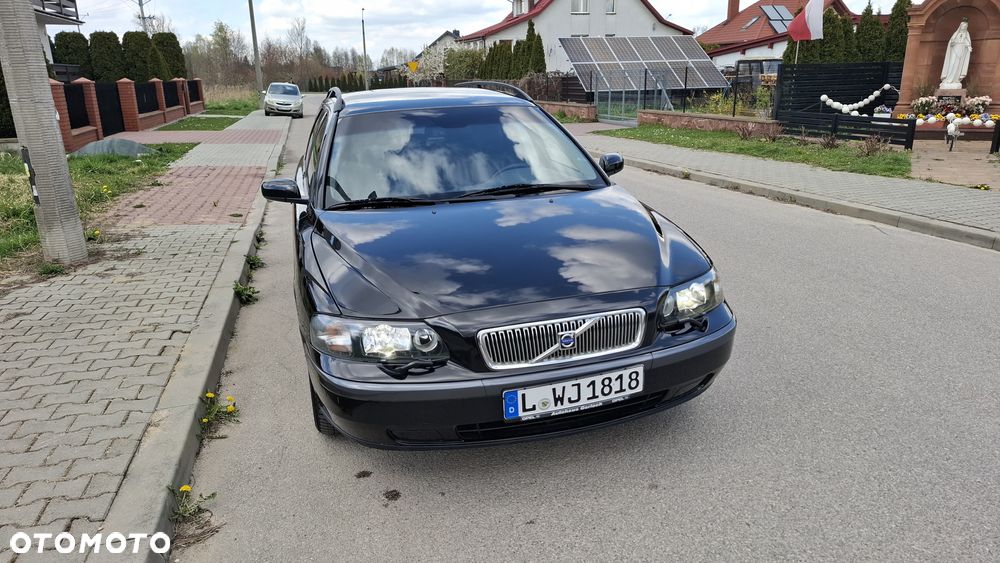 Volvo V70 2.4 - 23