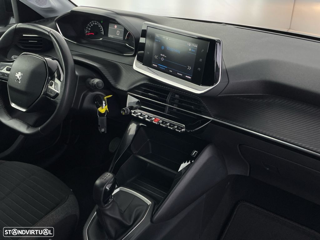 Peugeot 208 1.2 PureTech Active Pack - 24