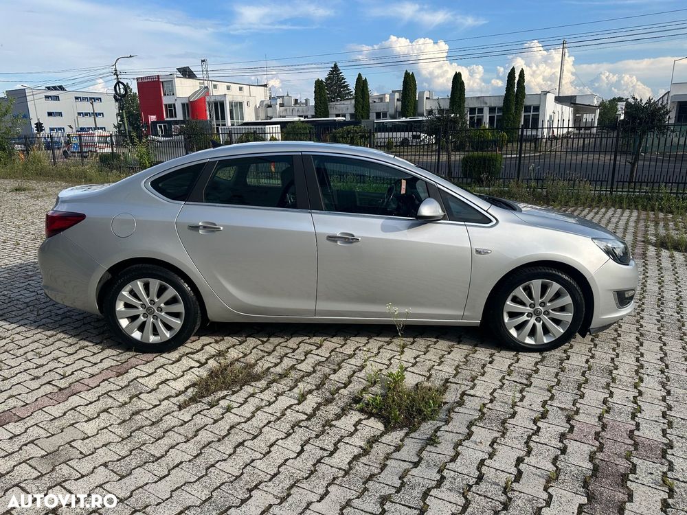 Opel Astra - 6
