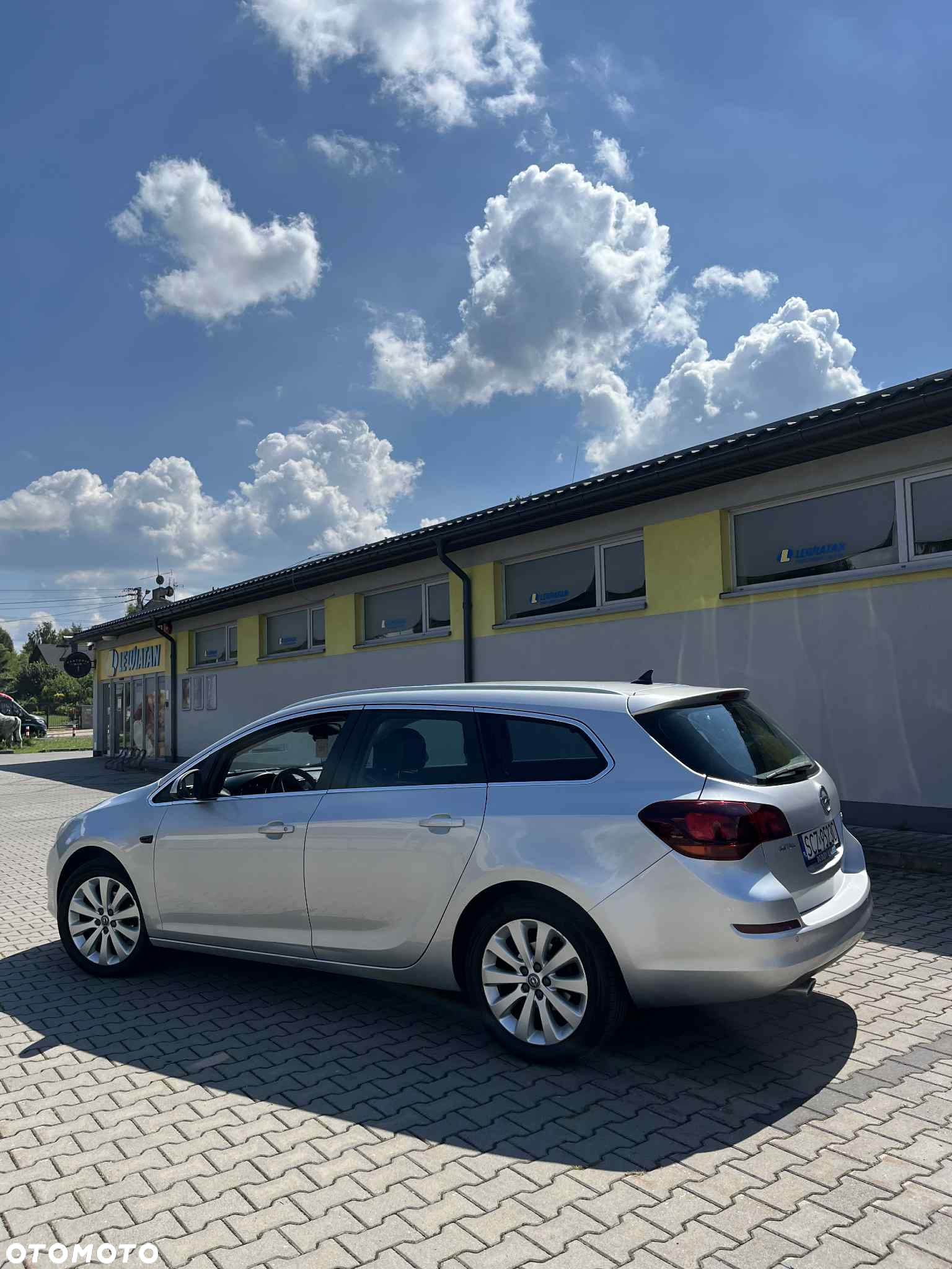 Opel Astra IV 1.4 T Sport - 4