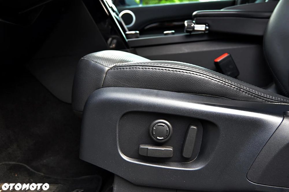 Land Rover Discovery 2.0 SD4 HSE - 15