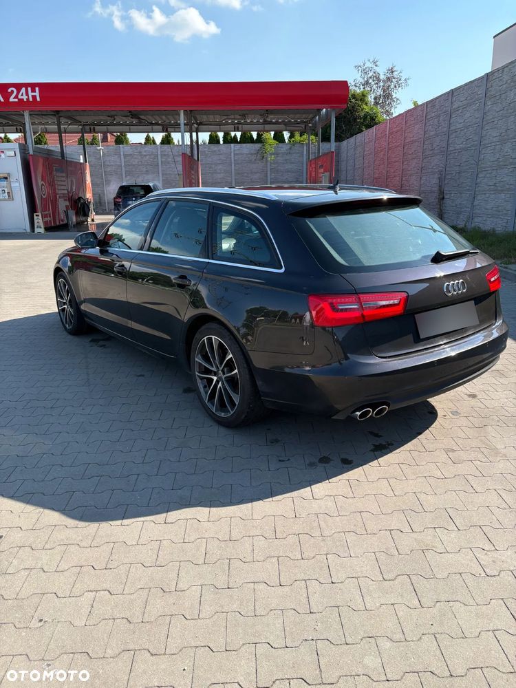Audi A6 Avant 2.0 TDI Multitronic - 26