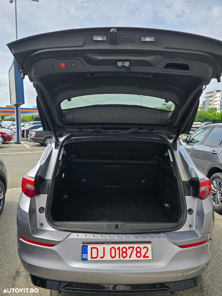 Opel Grandland X 1.6 Turbo START/STOP 4X4 Ultimate - 11