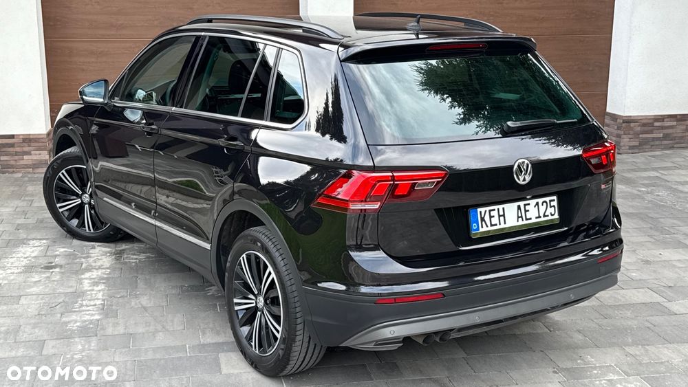 Volkswagen Tiguan - 25