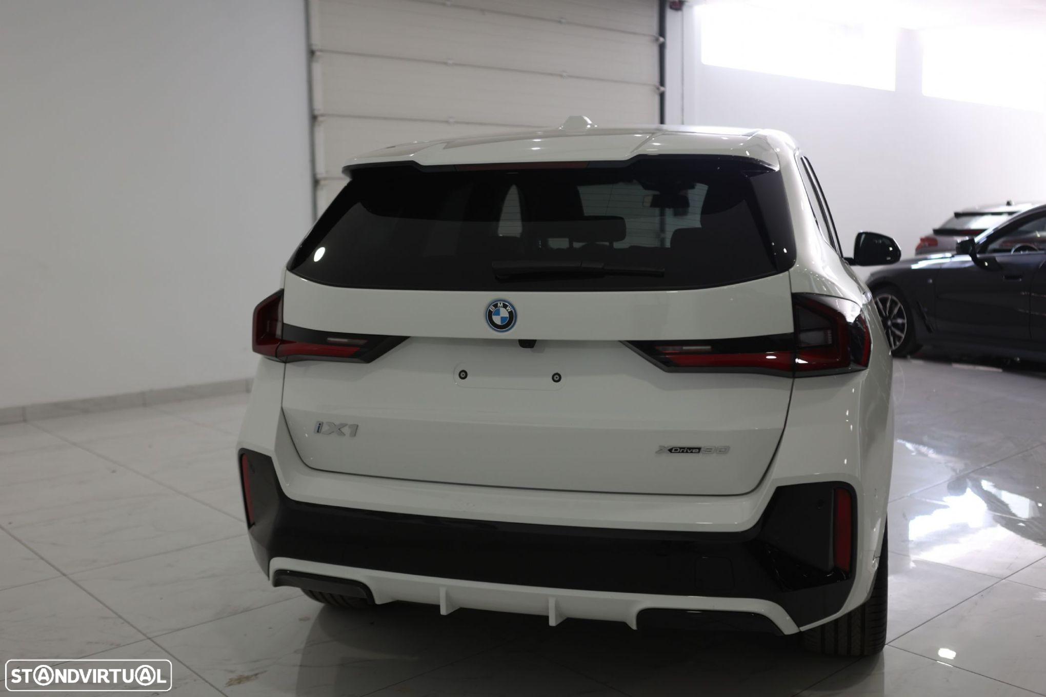 BMW iX1 xDrive30 Pack Desportivo M - 8
