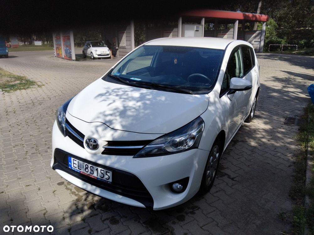 Toyota Verso - 6