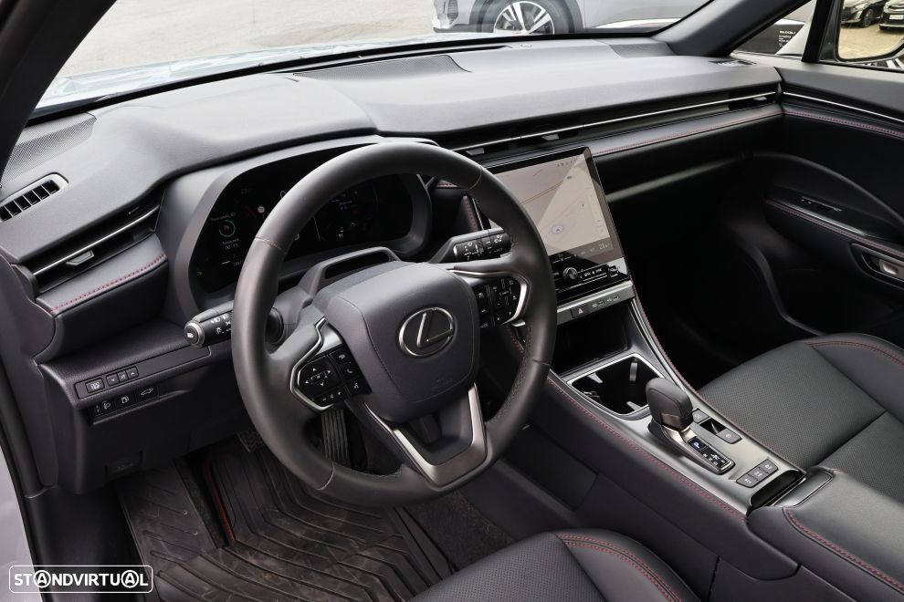 Lexus LBX Emotion - 13