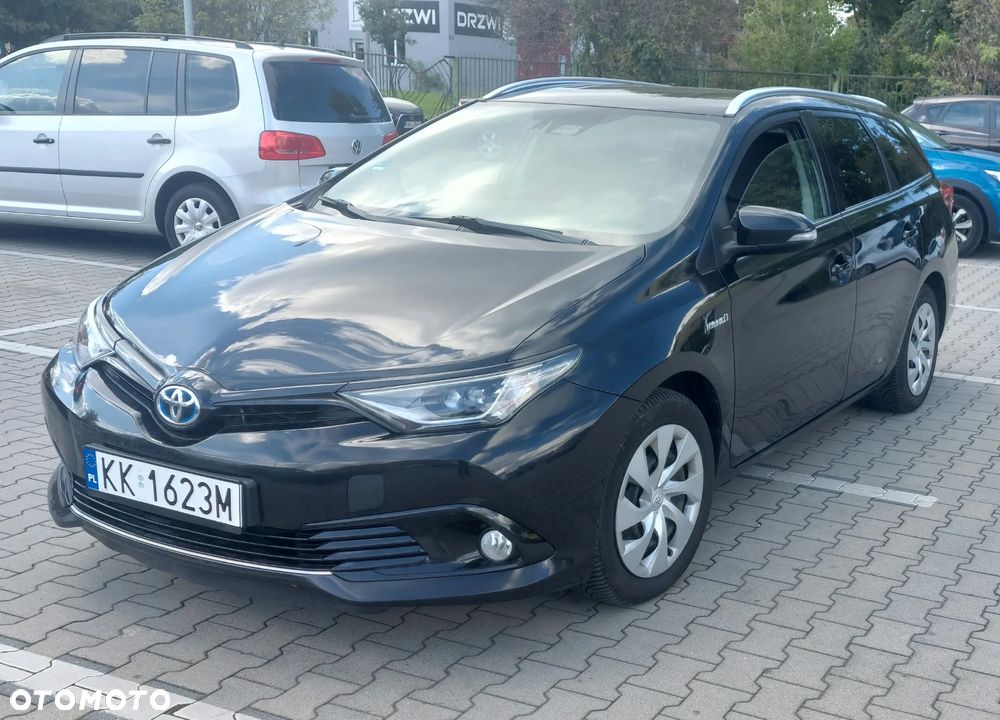 Toyota Auris 1.8 HSD Luna - 2