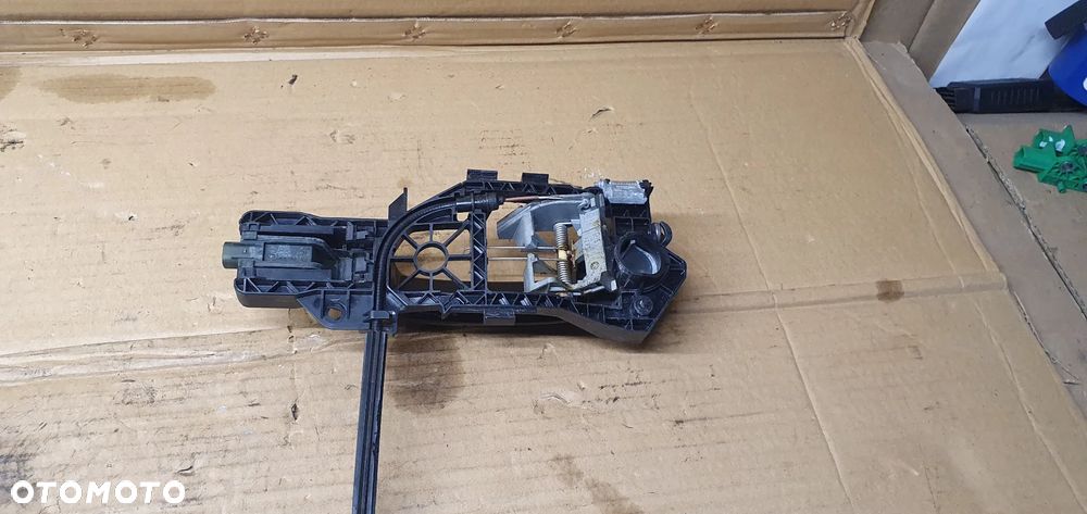 Klamka prawy tył tylna prawa KEYLESS GO mocowanie VW Passat B6 3C0837886J - 7