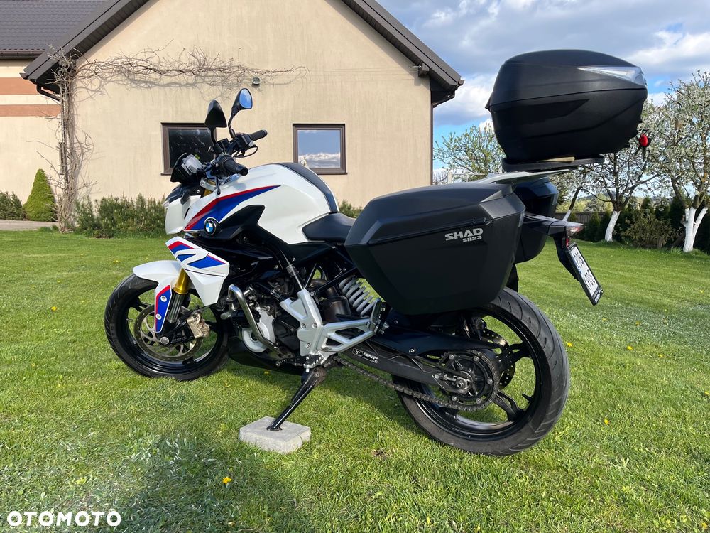 BMW G - 7