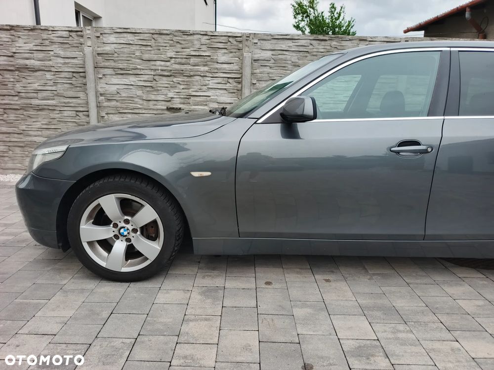 BMW Seria 5 530xd - 27