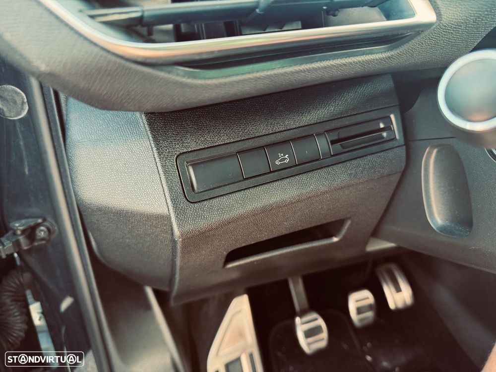 Peugeot 3008 BlueHDi 130 Stop & Start Allure Pack - 33