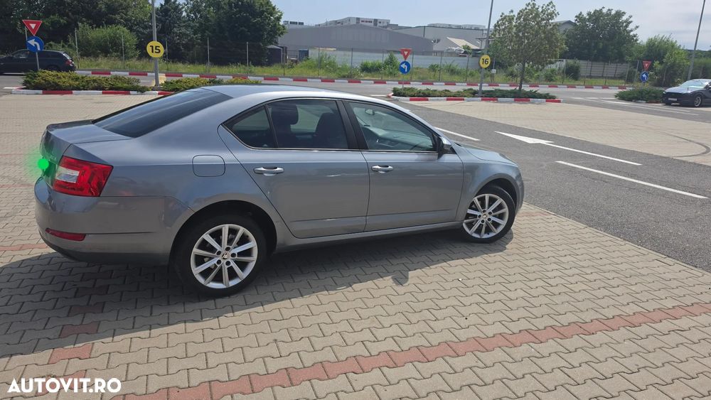 Skoda Octavia 1.2 TSI STYLE - 6