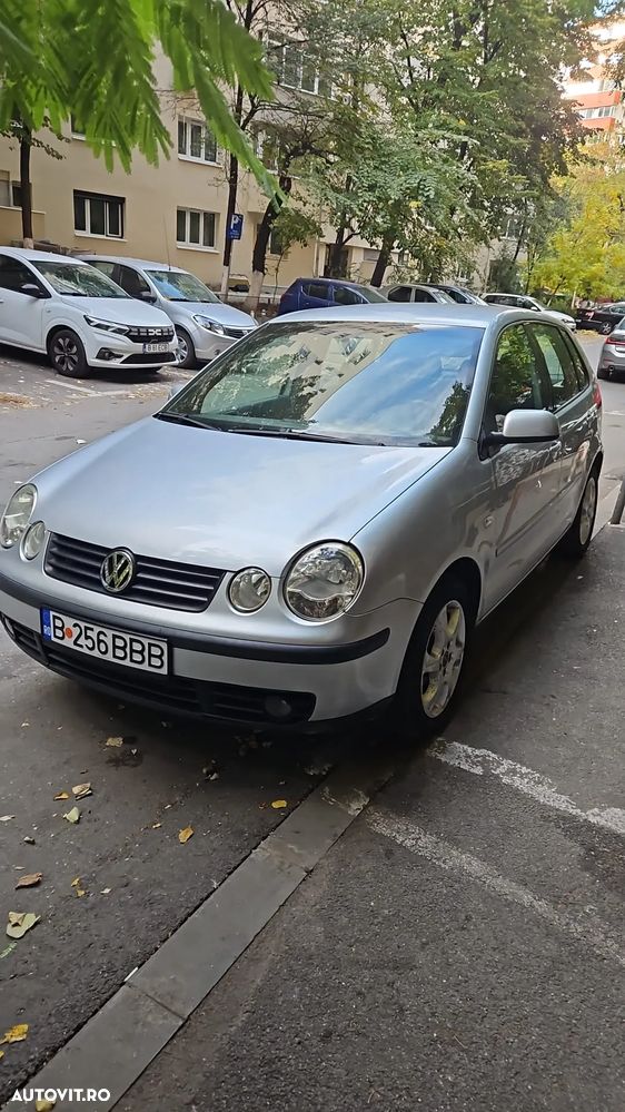 Volkswagen Polo 1.4 Highline - 1