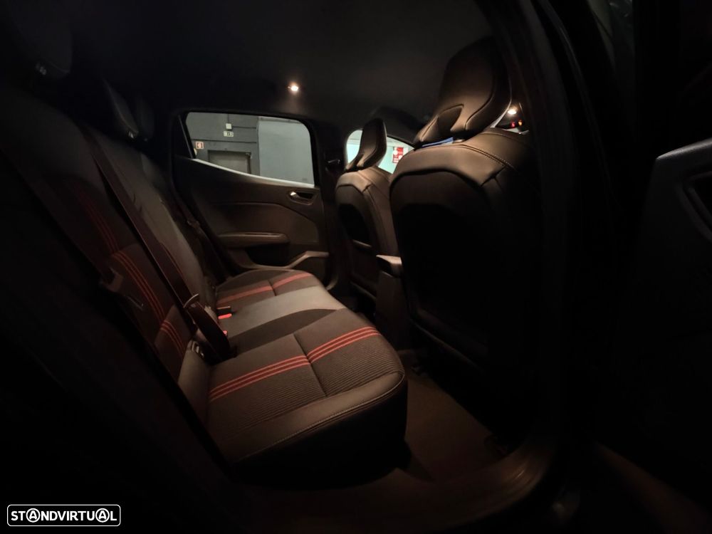 Renault Clio 1.0 TCe RS Line - 32