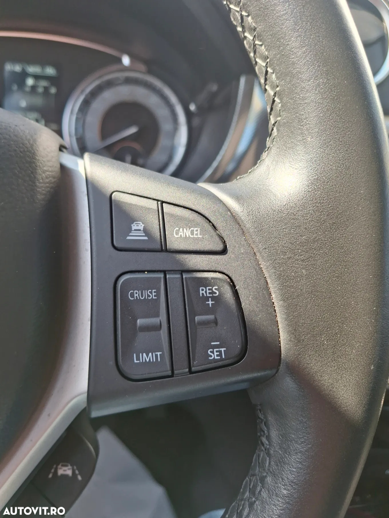 Suzuki Vitara 1.4 Boosterjet AllGrip MHEV Luxus - 19