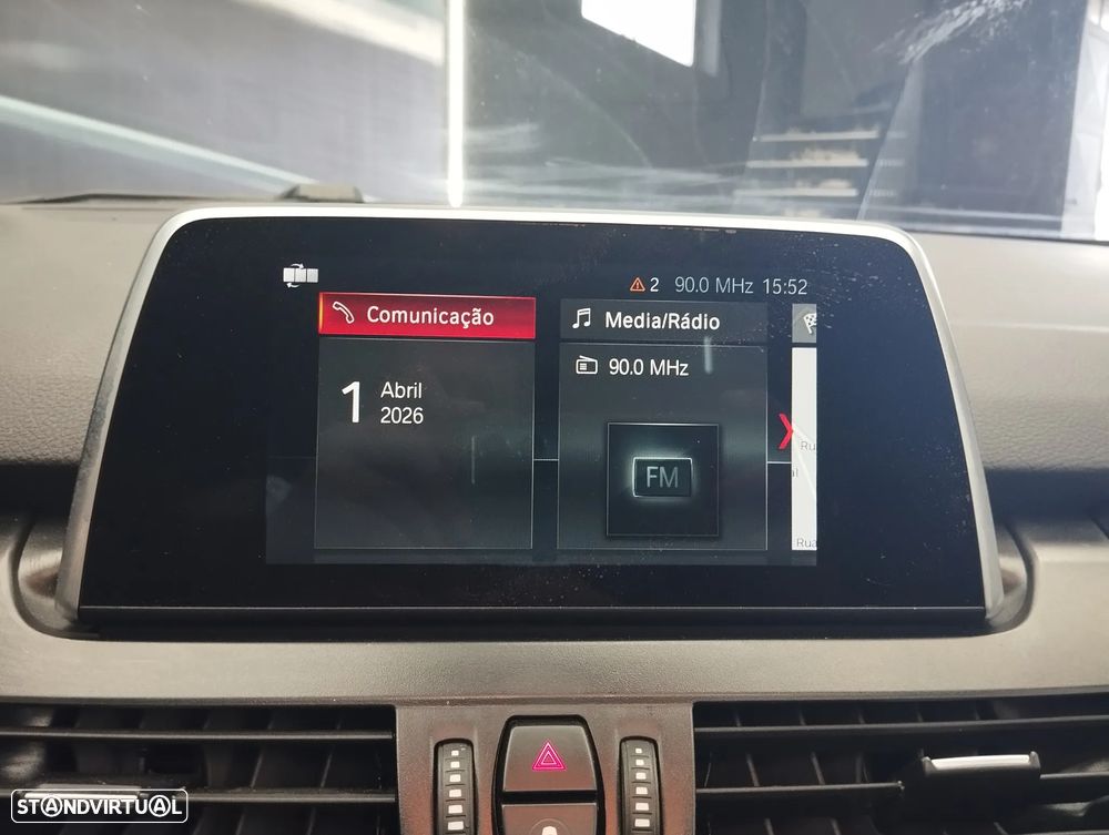 BMW 225xe Active Tourer Advantage - 32